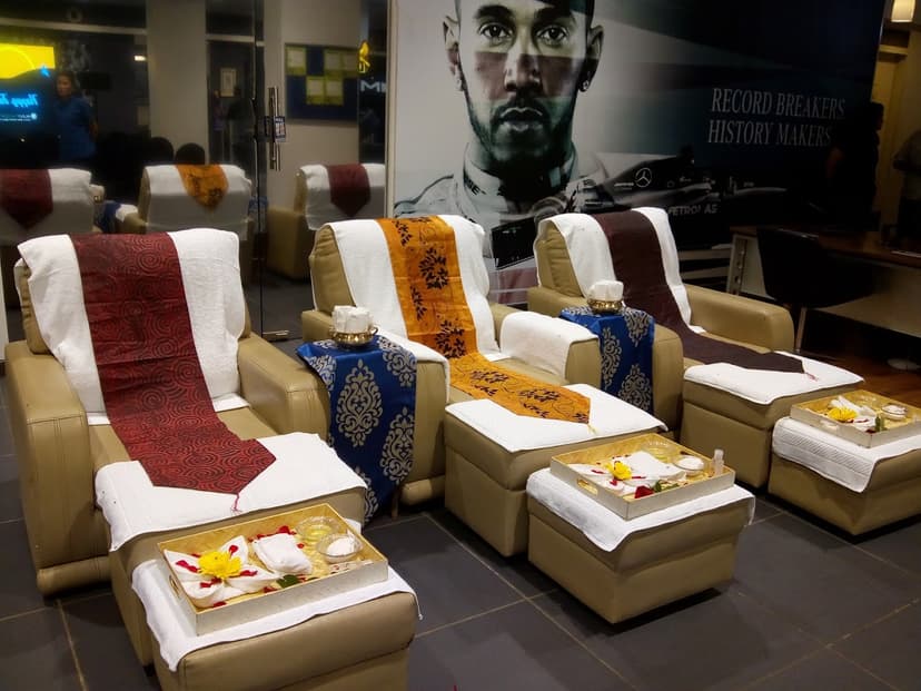 white orchid family spa